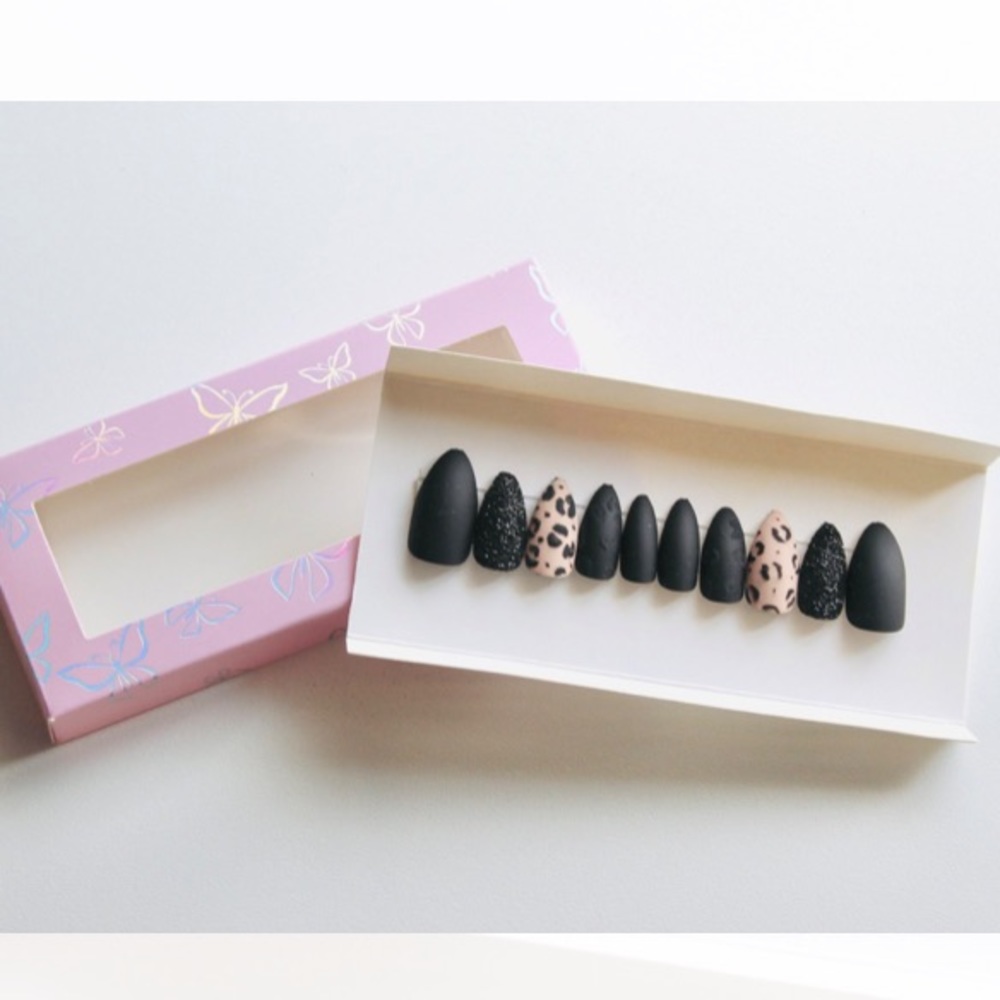 Hand painted cheetah print press on nails